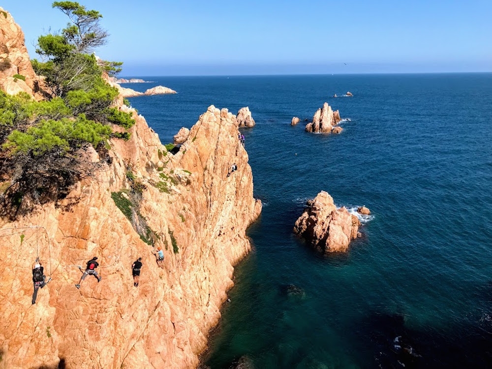 Excelentes vistas sobre el mar mediterraneo.