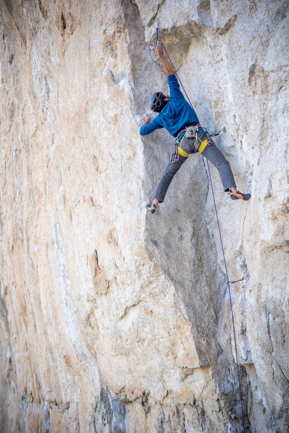 Curso de escalada en Arbolí